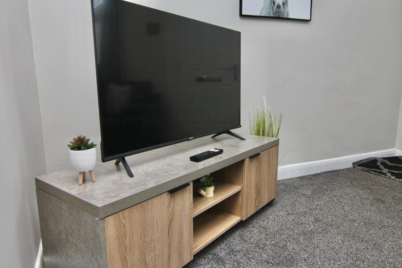 Mount House - Cosy Spacious Сasa de vacaciones Coventry